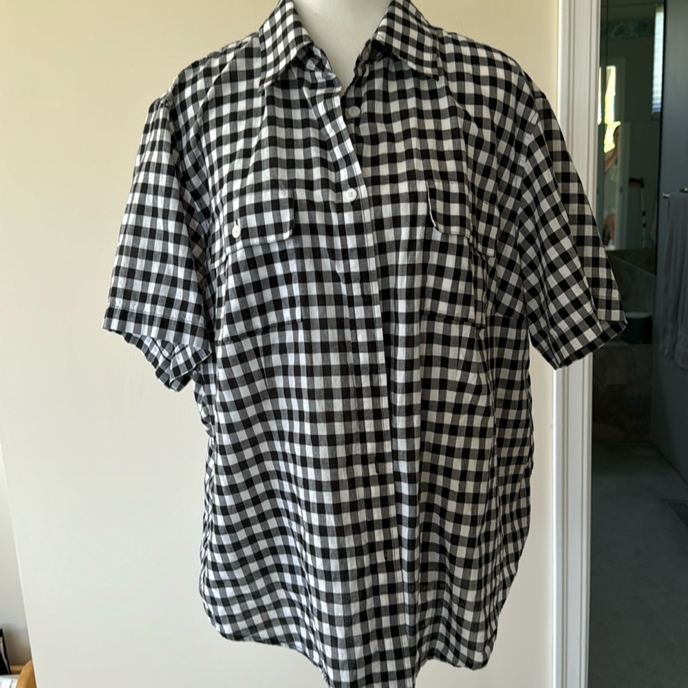 Jones New York signature woman collection 2 x nwot. Button down with collar